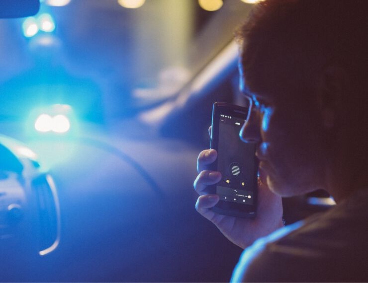 COMMENT TRANSFORMER SON SMARTPHONE EN TALKIE-WALKIE ?