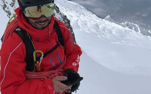 Inside the apps of a high-mountain guide