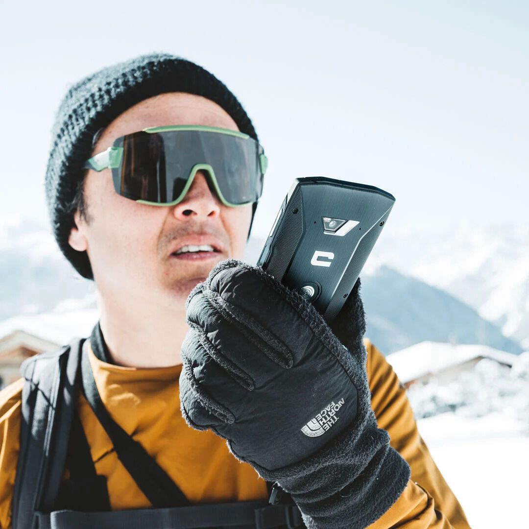 Utilisation outdoor avec gants application push-to-talk