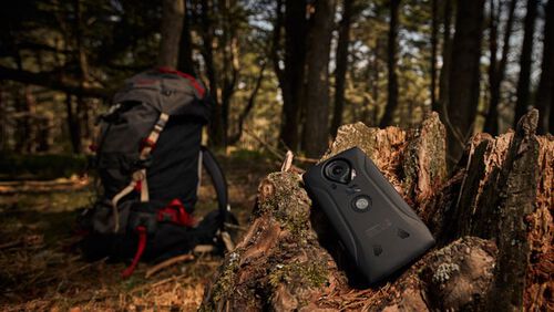 WAAROM KIEZEN VOOR EEN OUTDOOR SMARTPHONE?