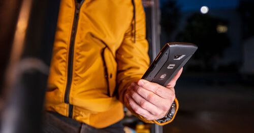 "LO SMARTPHONE PRENDE IL CONTROLLO